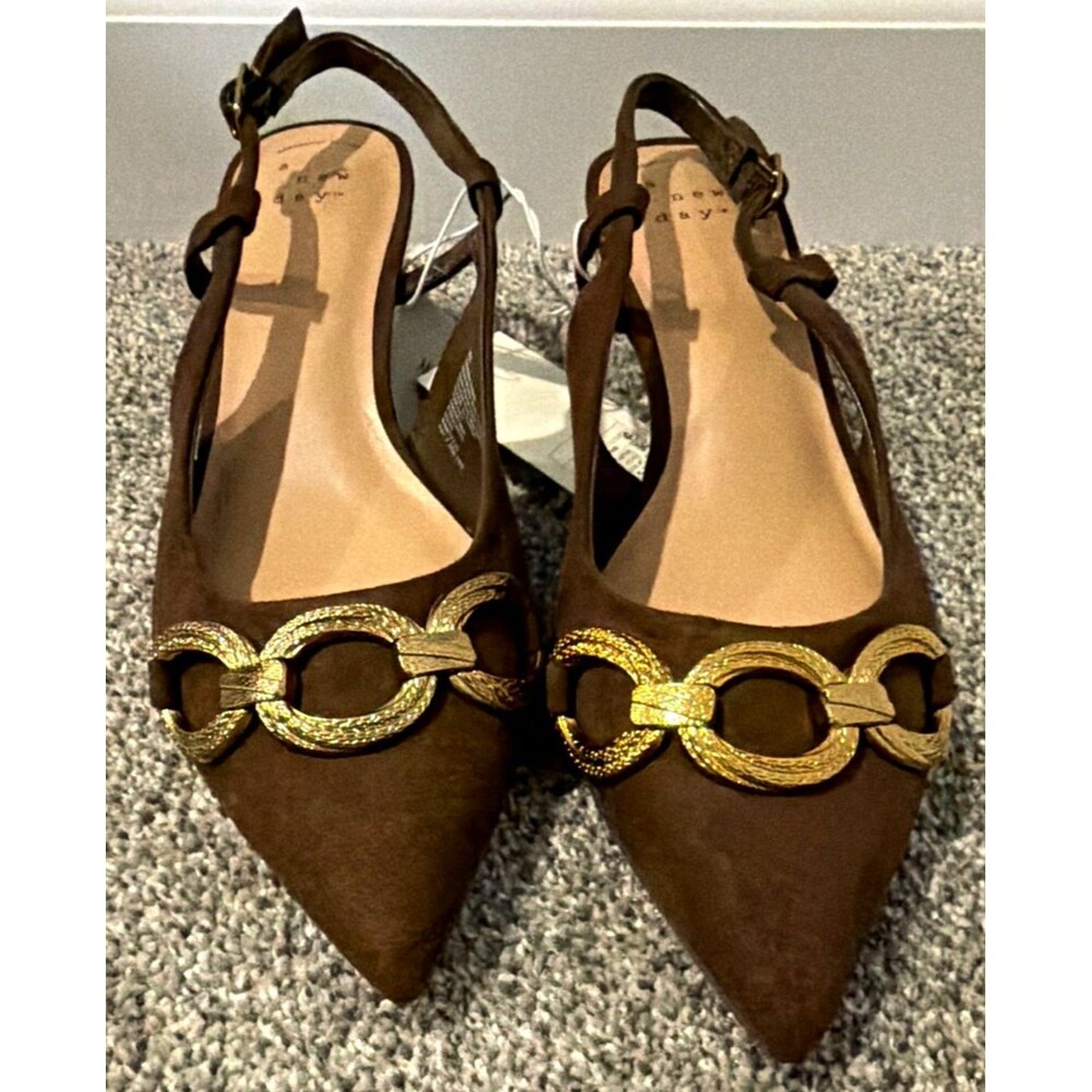 A New Day Womens Brown Suede Pointed Toe Slingback Heels Gold  Size 6 1/2 NIB